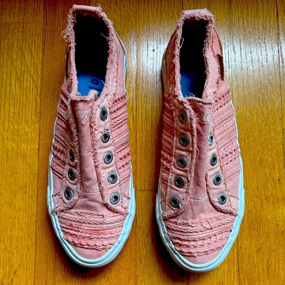 Blowfish Peach Women's Slip On Fashion Sneakers